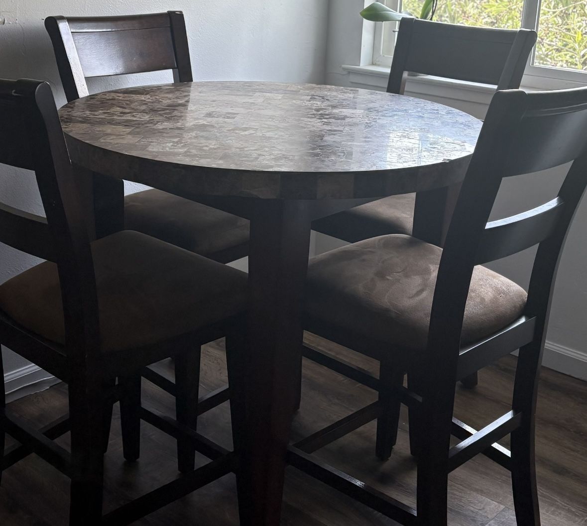 Dining Table And 4 Chairs