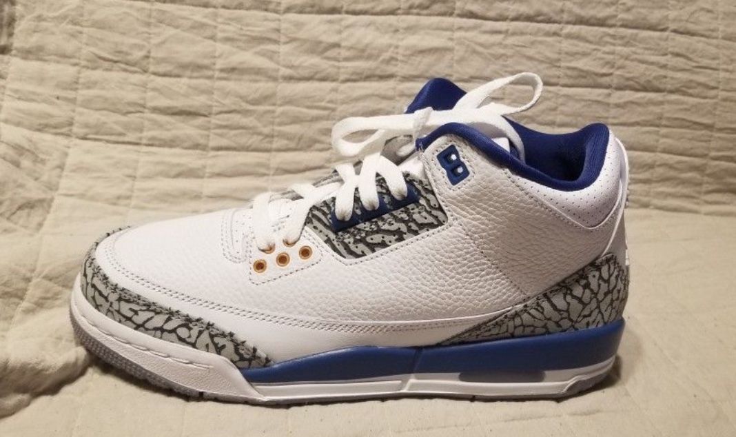 Air Jordan Retro 3 UNC Size 7y