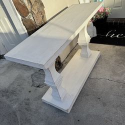 White farmhouse entryway table