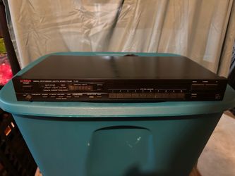 Hi-Def Vintage Luxman Digital Synthesized Tuner