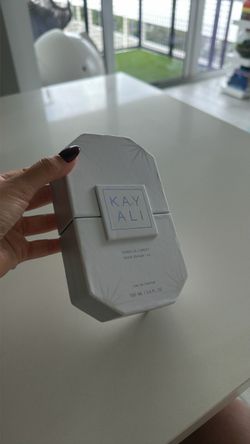Kayali Vanilla Candy Rock Sugar 42 EDP 100ml