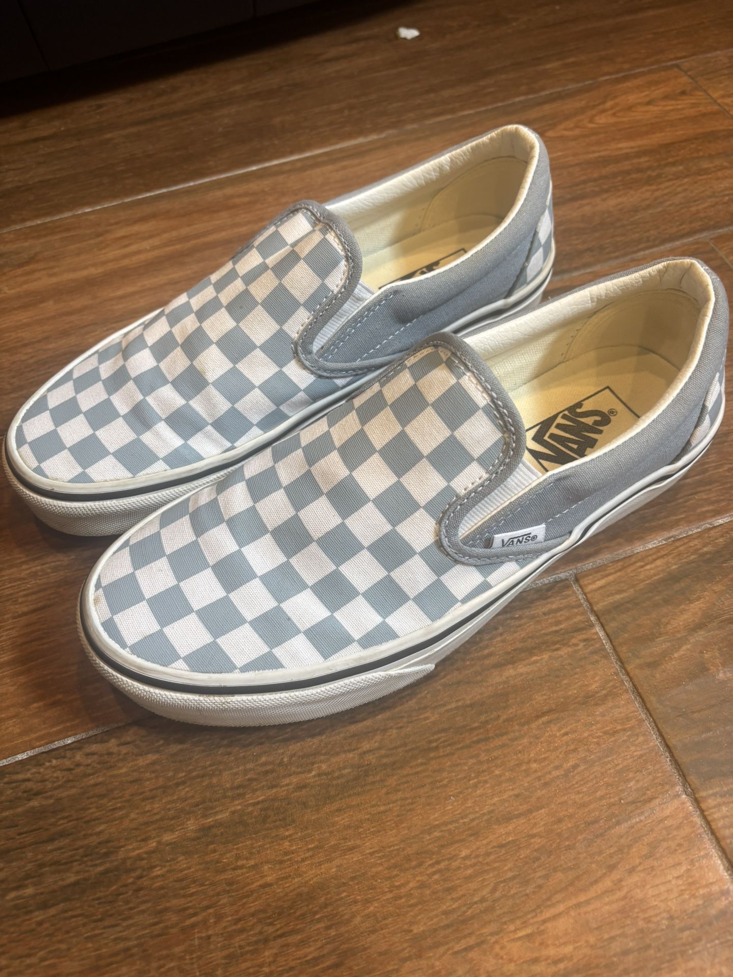 Vans men’s size 7 light blue checkered pattern