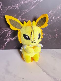 Jolteon Pokémon Mini Plush Keychain