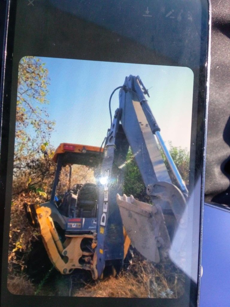 John Deer Back  Hoe
