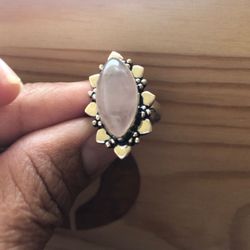 Rose quartz gemstone ring size 7.5