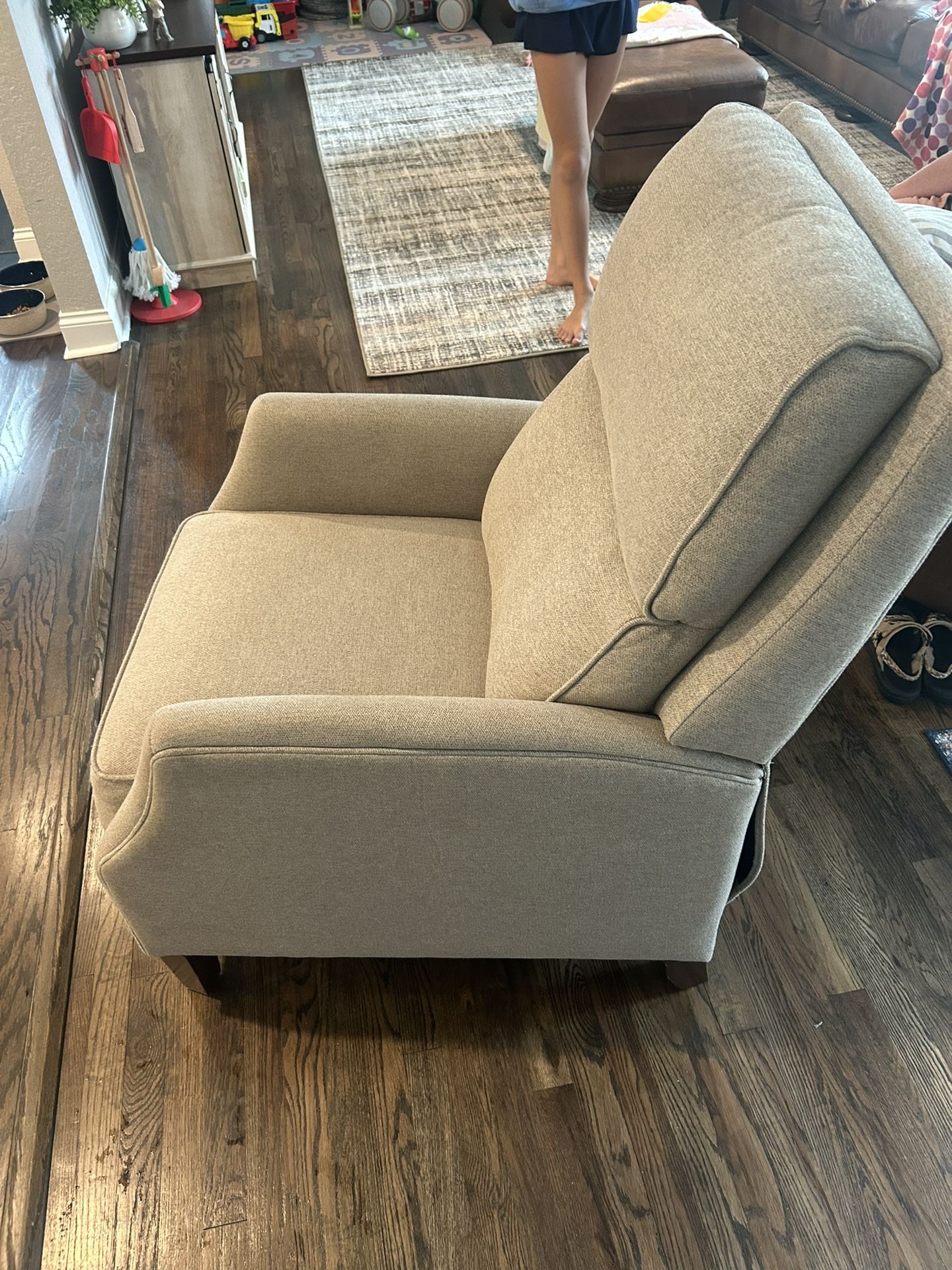 Recliner chair