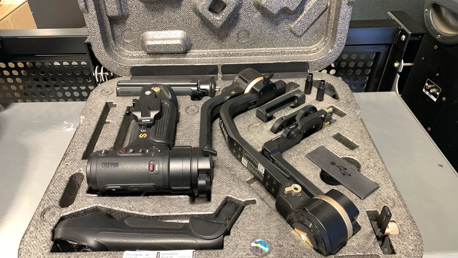 Zhiyun CRANE 3S-E Handheld Stabilizer.