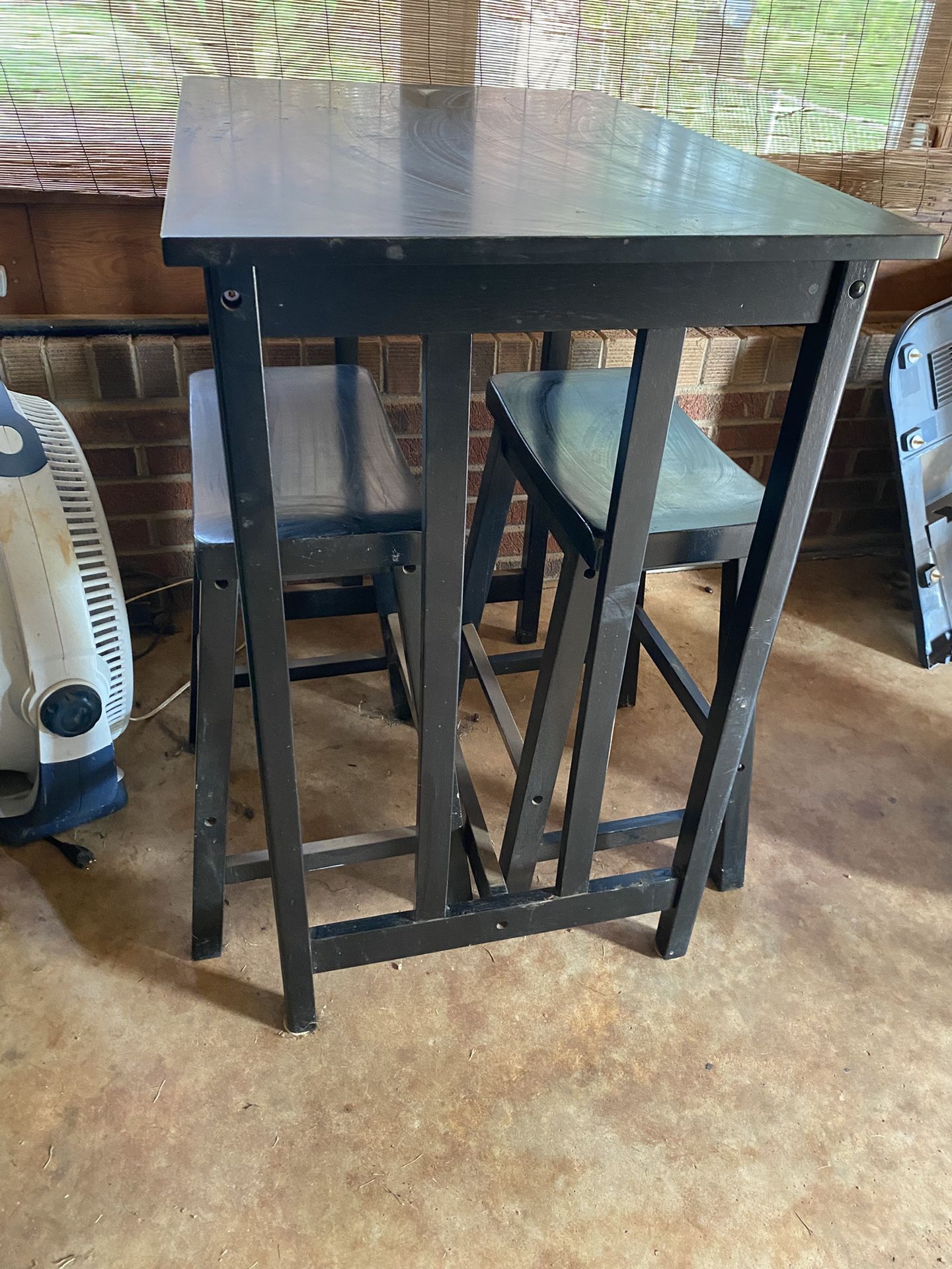 Table With 2 Stools