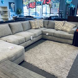 Amazing High End Sectional New In Sealed Packages Never Opened High End Lifetime Warranty From Comfort $3k 