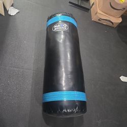 130pound Punching Bag Brand New Boxing Heavy Bag 