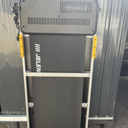 Jelens Treadmill