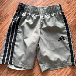 Adidas Boys Green Black Shorts Size Small (8)