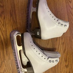 Riedell Emerald Ice Skates