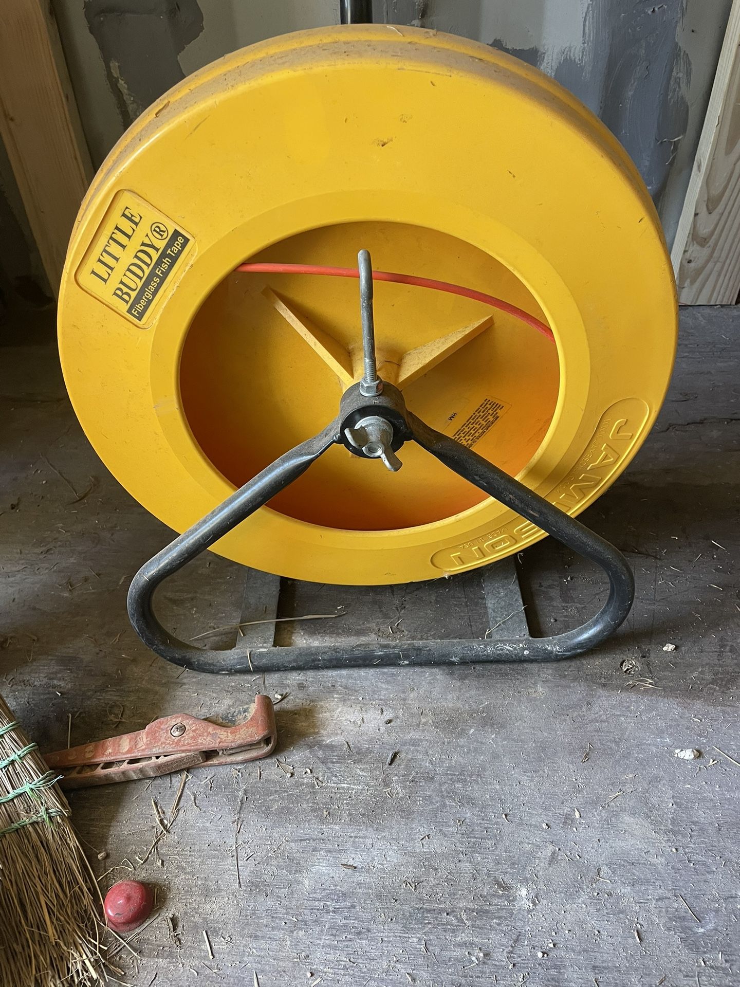 Jameson Little Buddy Fish Tape