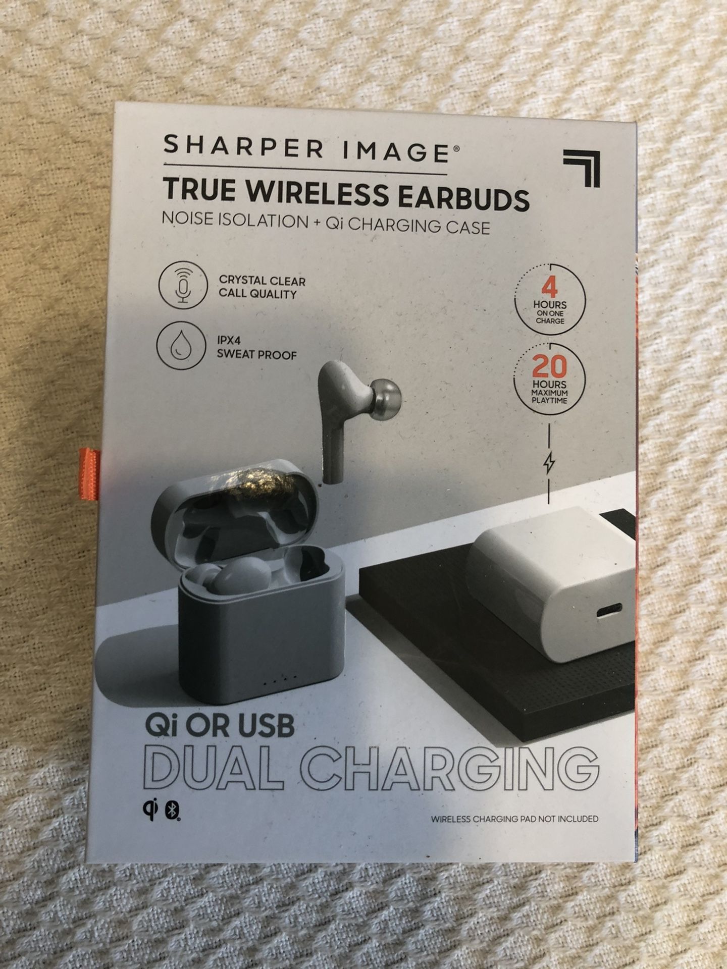 True Wireless Earbuds Qi Or USB Dual Charging-20 Hours Of Booming Bass