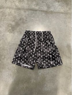 Custom Shorts Black LV