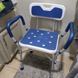 UNUSED Shower Chair