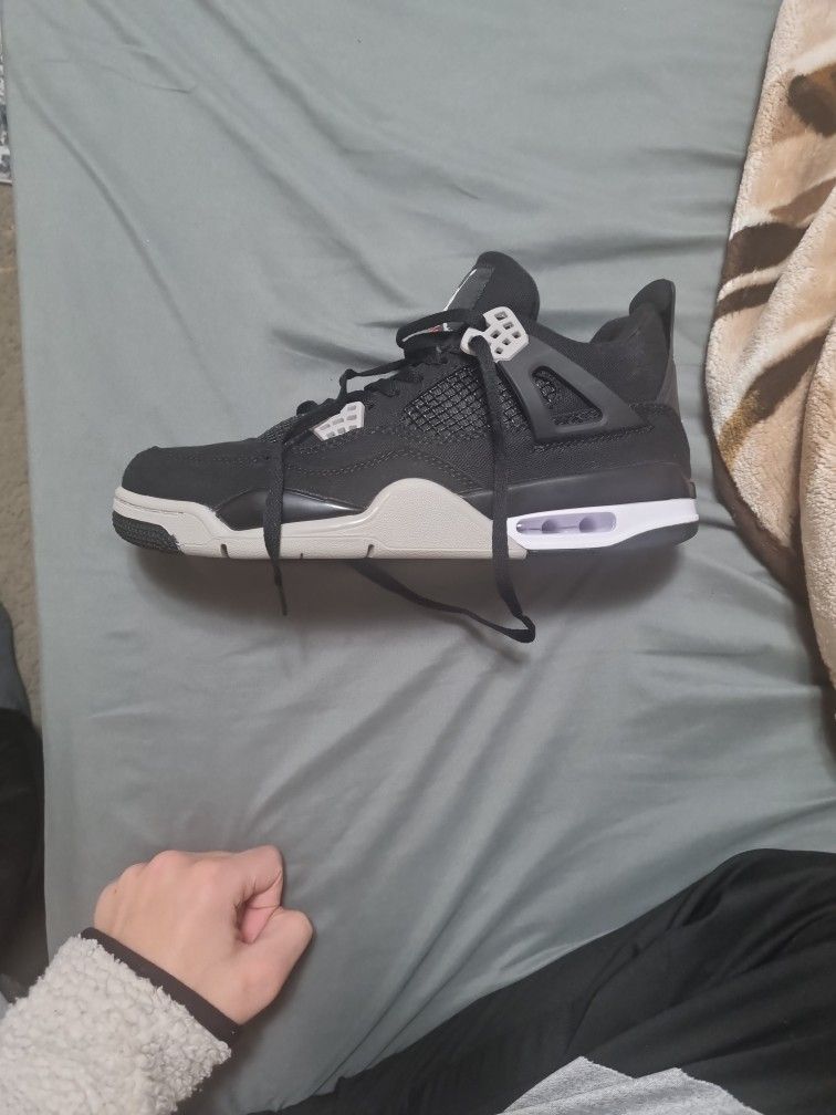 Jordan 4 Retro se