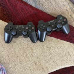 PS3 With 2 Controller And 14 Games 