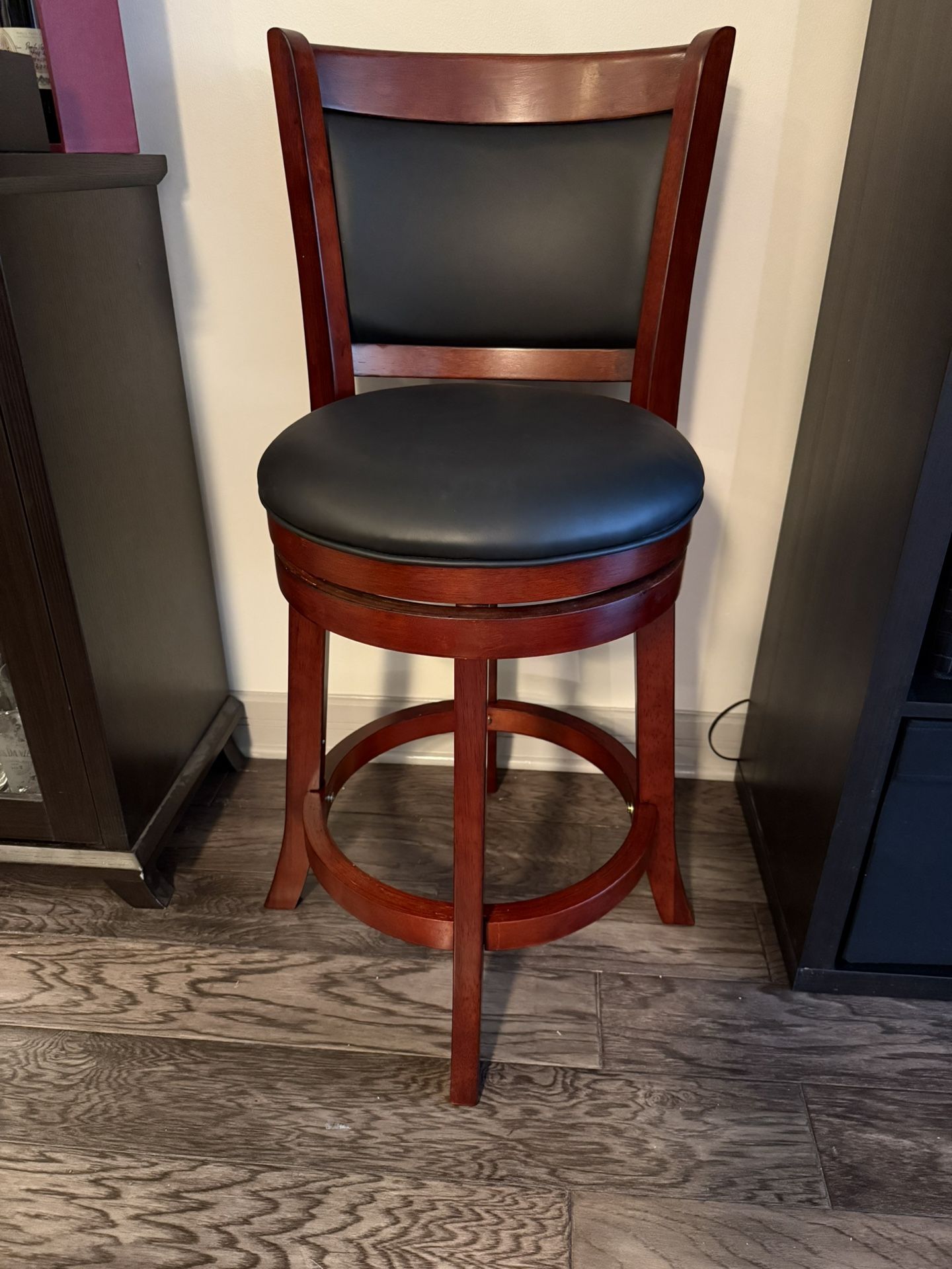Verona Cherry Finish/Black Seat Swivel High Back Counter Height Stool by iNSPIRE Q Classic