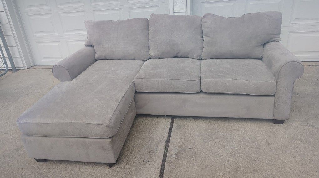Sectional Couch (free delivery)