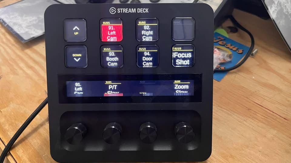 El Gato Stream Deck With Controller