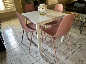 Dining table set