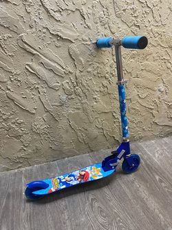 Sonic the Hedgehog Folding Kick Scooter - See My Other Items 😀