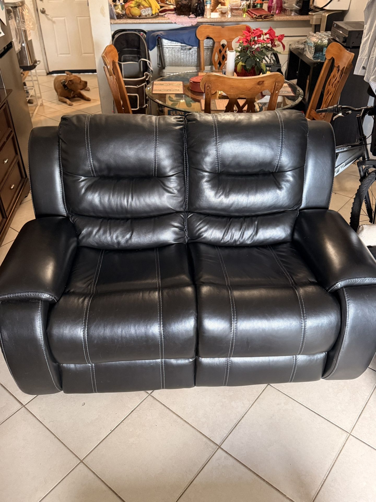 Black Leather Couch 