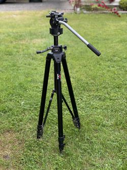 Bogen 3236 Tripod and 3063 Fluid Head 
