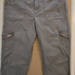 Womens 14, Lee Relaxed Fit 1889,  Gray Capris