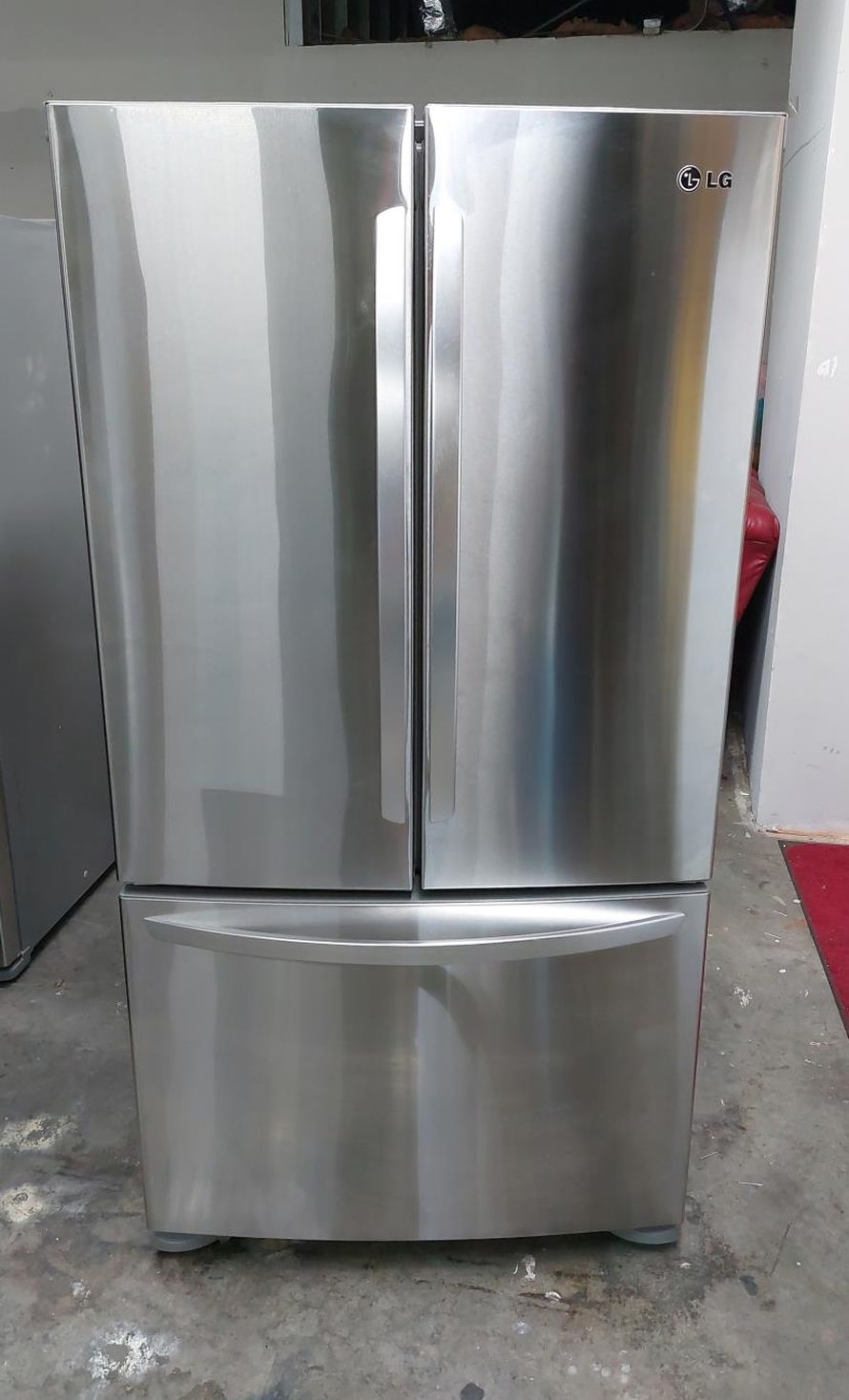 LG French Door Refrigerator with IceMaker