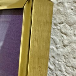 Frame 🖼️ Gold Colored with Floral Print - Peñasquitos