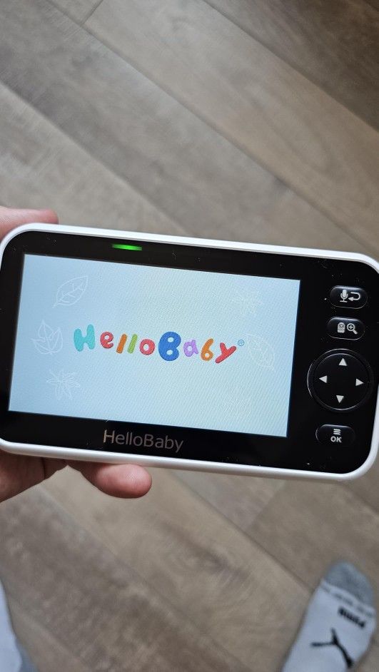 HelloBaby No WiFi Baby Monitor Screen 30 Hour Battery Pan Tilt - Main Image