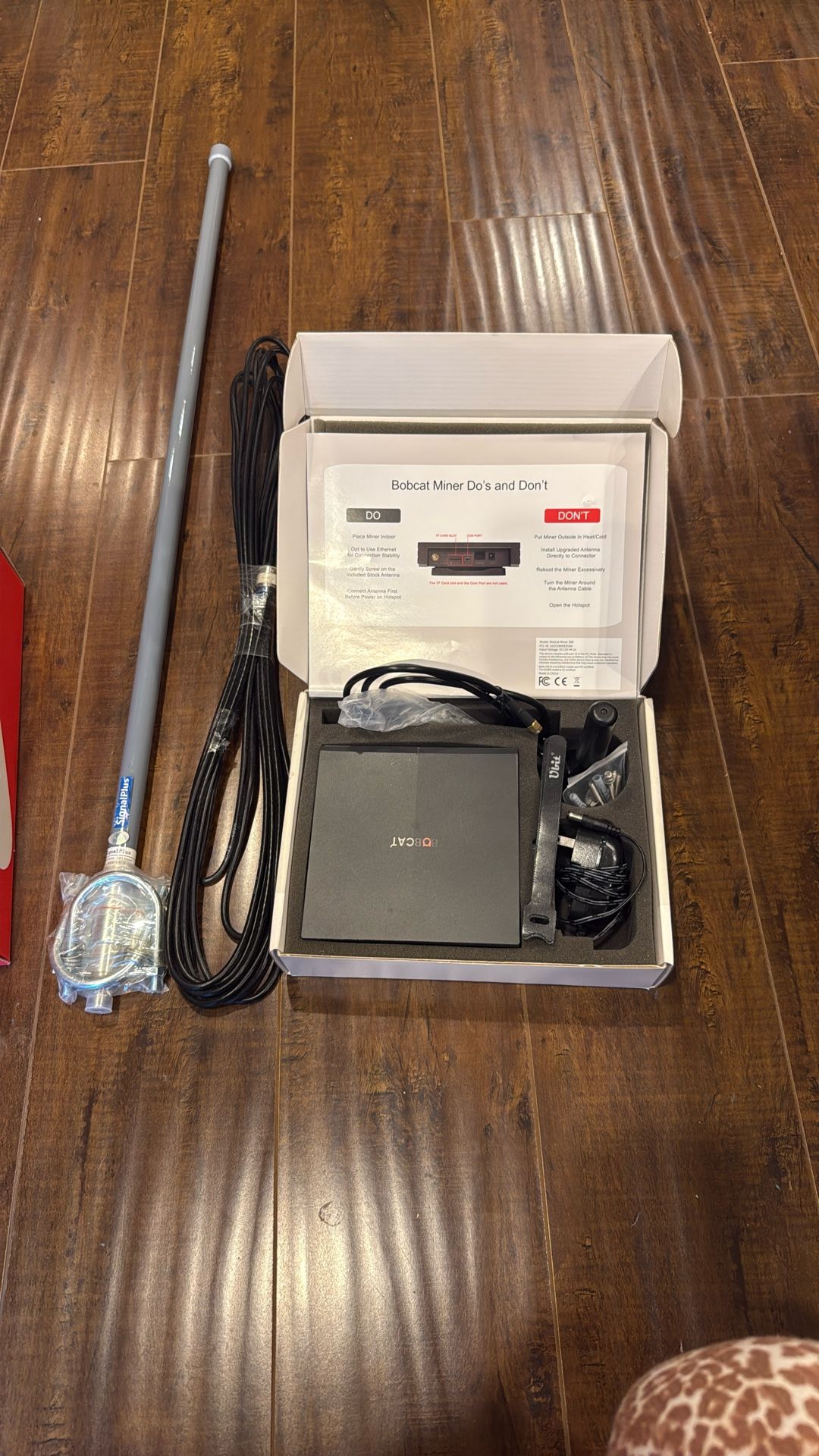 Bobcat Miner 300 Set