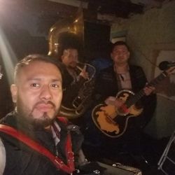 NORTEÑO CON TUBA