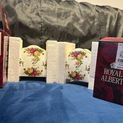 2005 Rare Royal Albert 2 Pieces Napkin Holders 