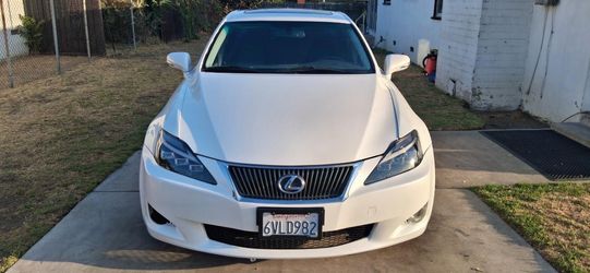 2009 Lexus