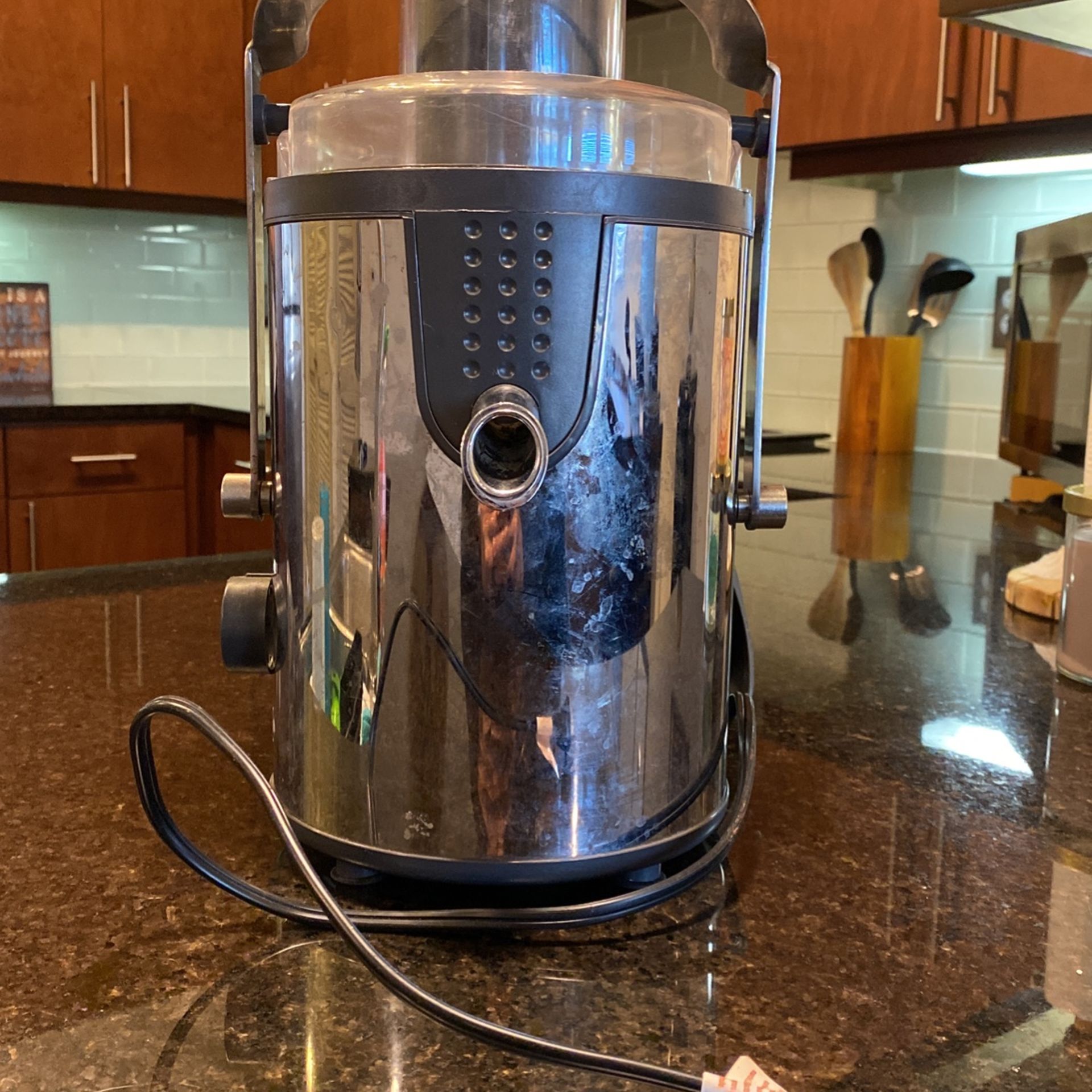 Bella Juicer