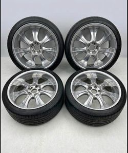 universal 22’ rims 5x139.7