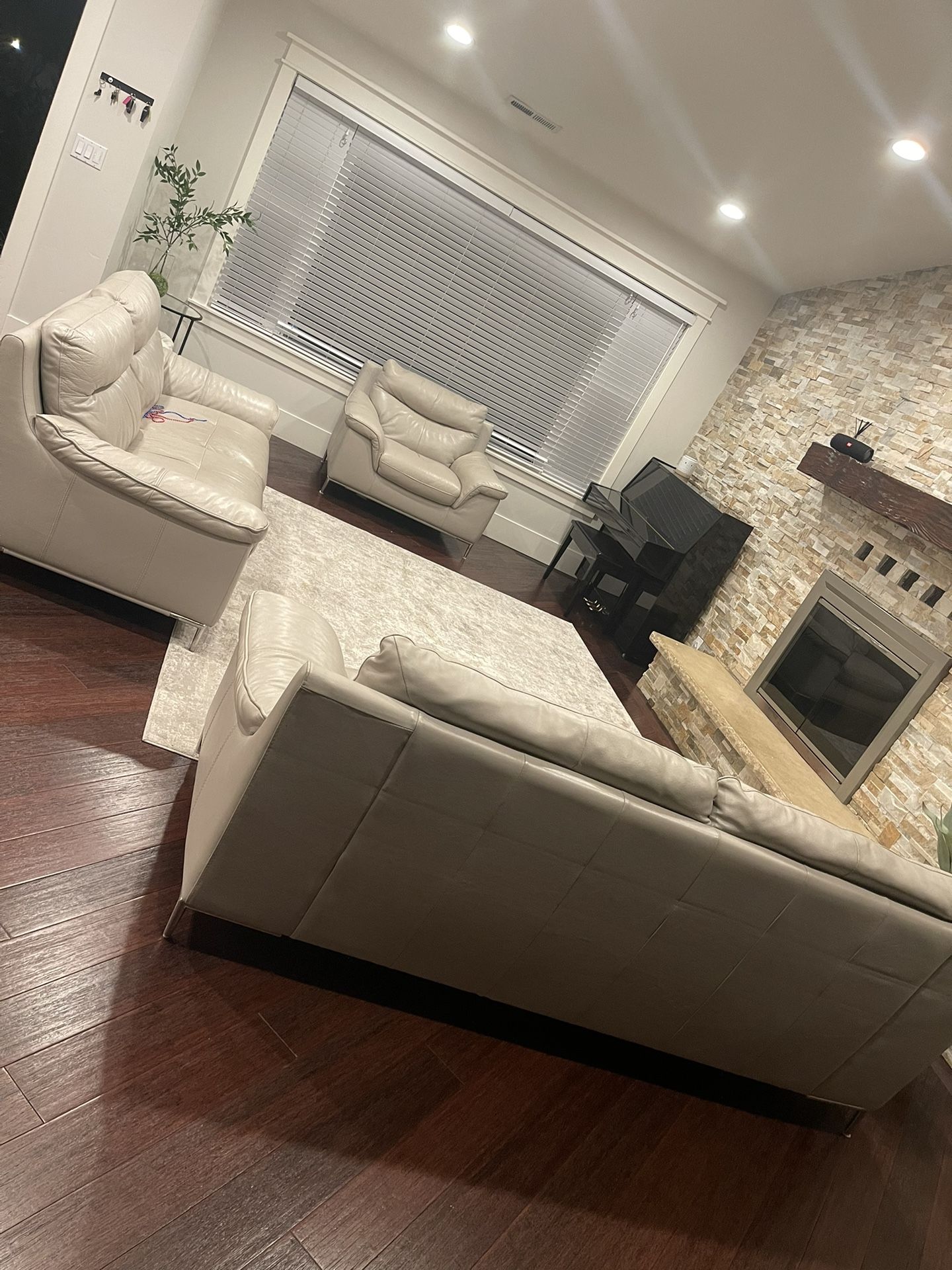 Dania Real Leather Couch Set