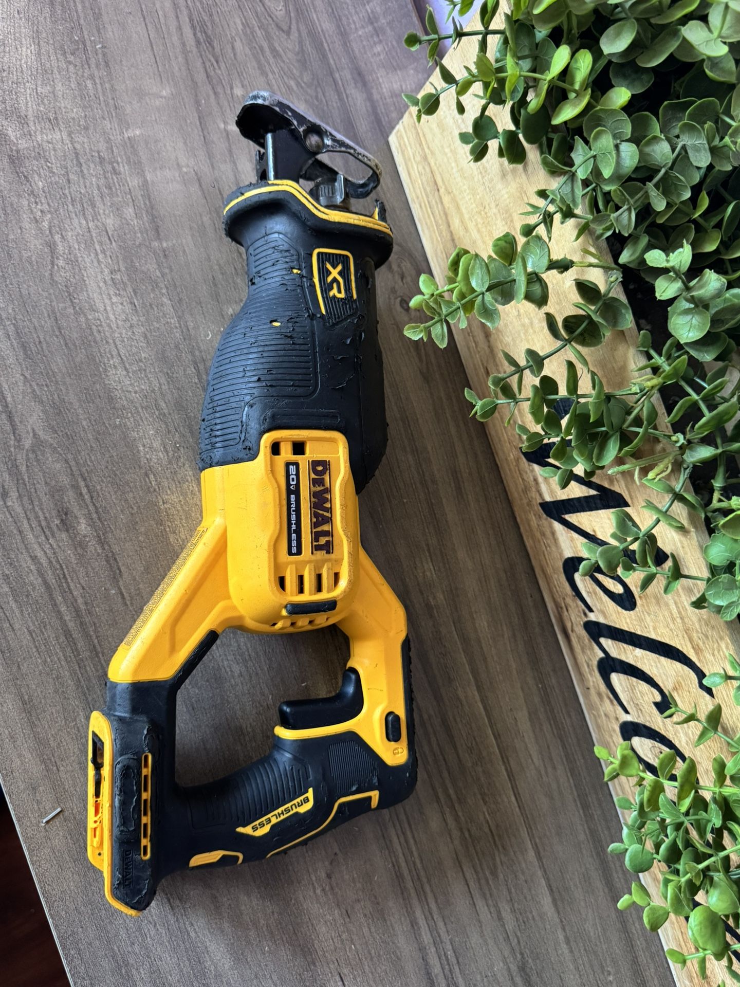 Sawzall Dewalt