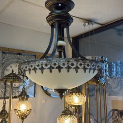 Chandelier 