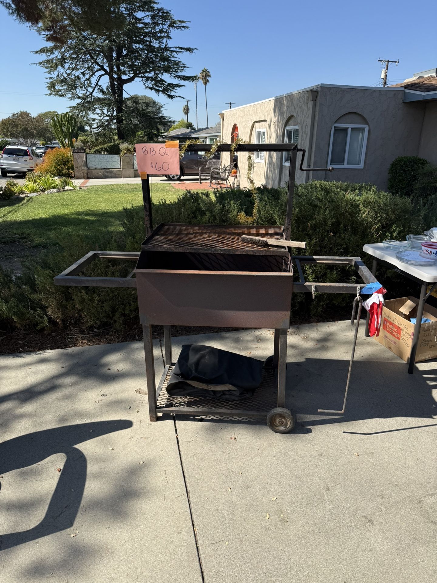 Wood/charcoal Bbq Grill