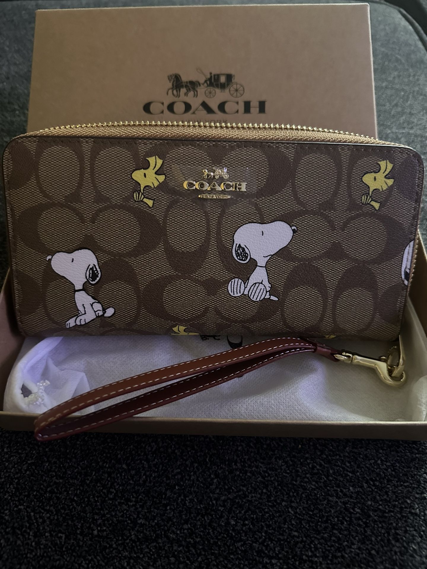 Coach X Peanuts Woodstock Wristlet Wallet