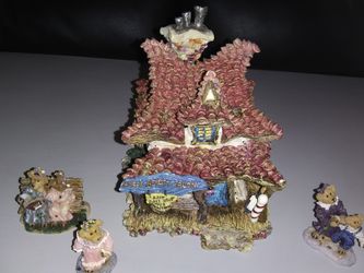 Boyds Bears- Madge's Beauty Salon & Bait Shop/Ida & Gladys/Momma w/ Timmy/Twila Bearymore