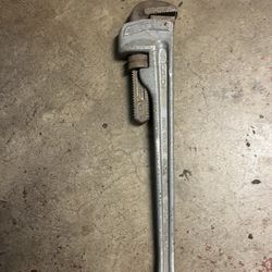 24 Inch Aluminum Pipe Wrench