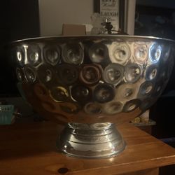 large fruit bowl 10 dollars 