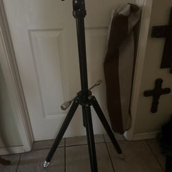 Tripod