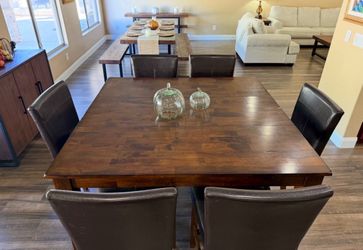 Dining room set! $600 OBO